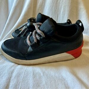 Sorel Women’s Out N About Plus Street Sneaker Charcoal 7.5 Toggle Red White